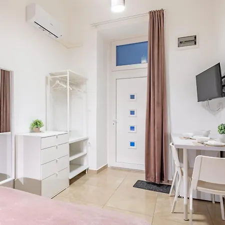 Modern Mini - Easy Sleep 아파트